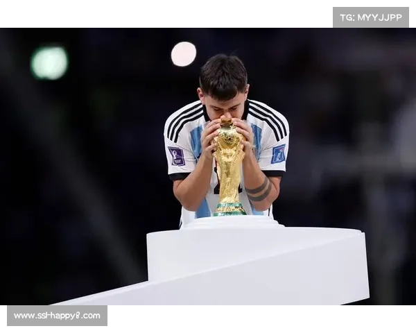 迪巴拉尽管点球失误，依然入选最佳球员候选名单